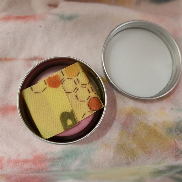 Handmade mini lotion bars - Picture 8 of 9